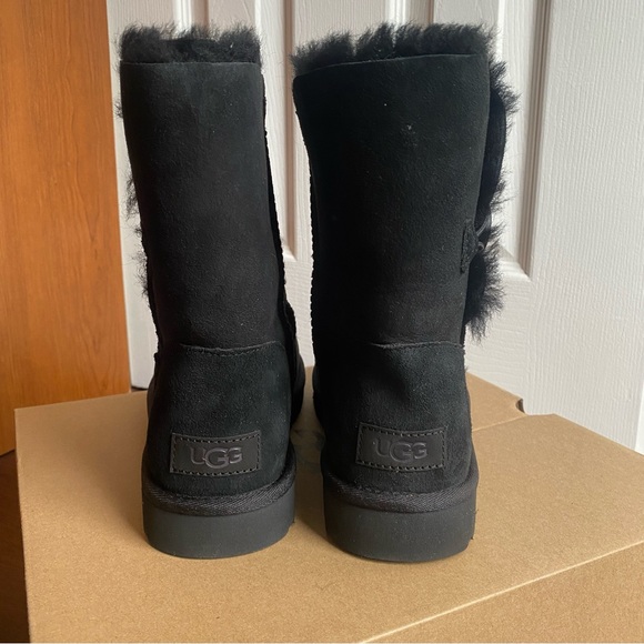 Ugg Bailey Button II - Picture 5 of 7